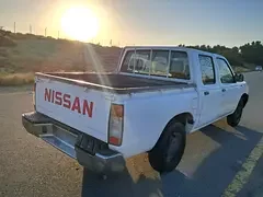 Nissan Pickup