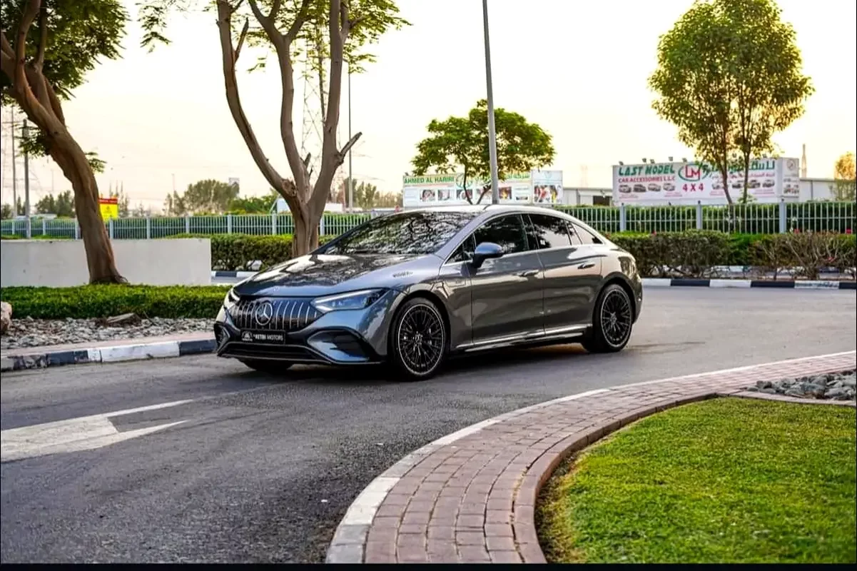 Mercedes-Benz EQE