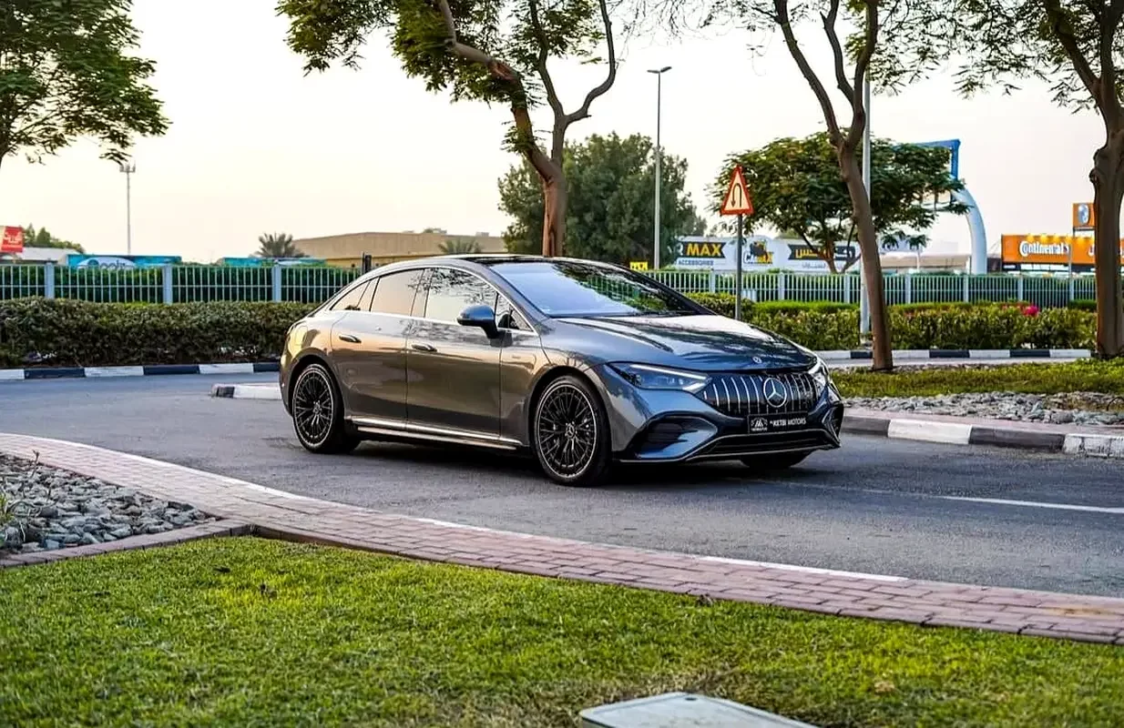 Mercedes-Benz EQE