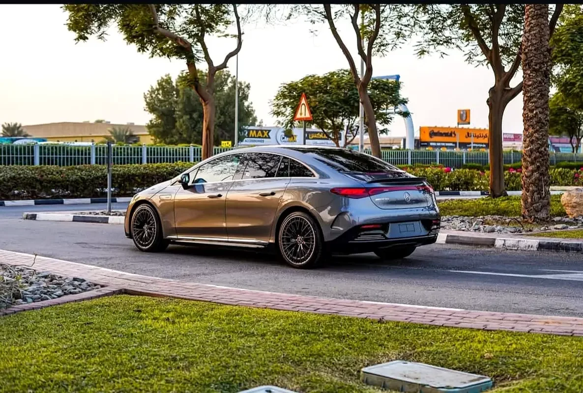 Mercedes-Benz EQE