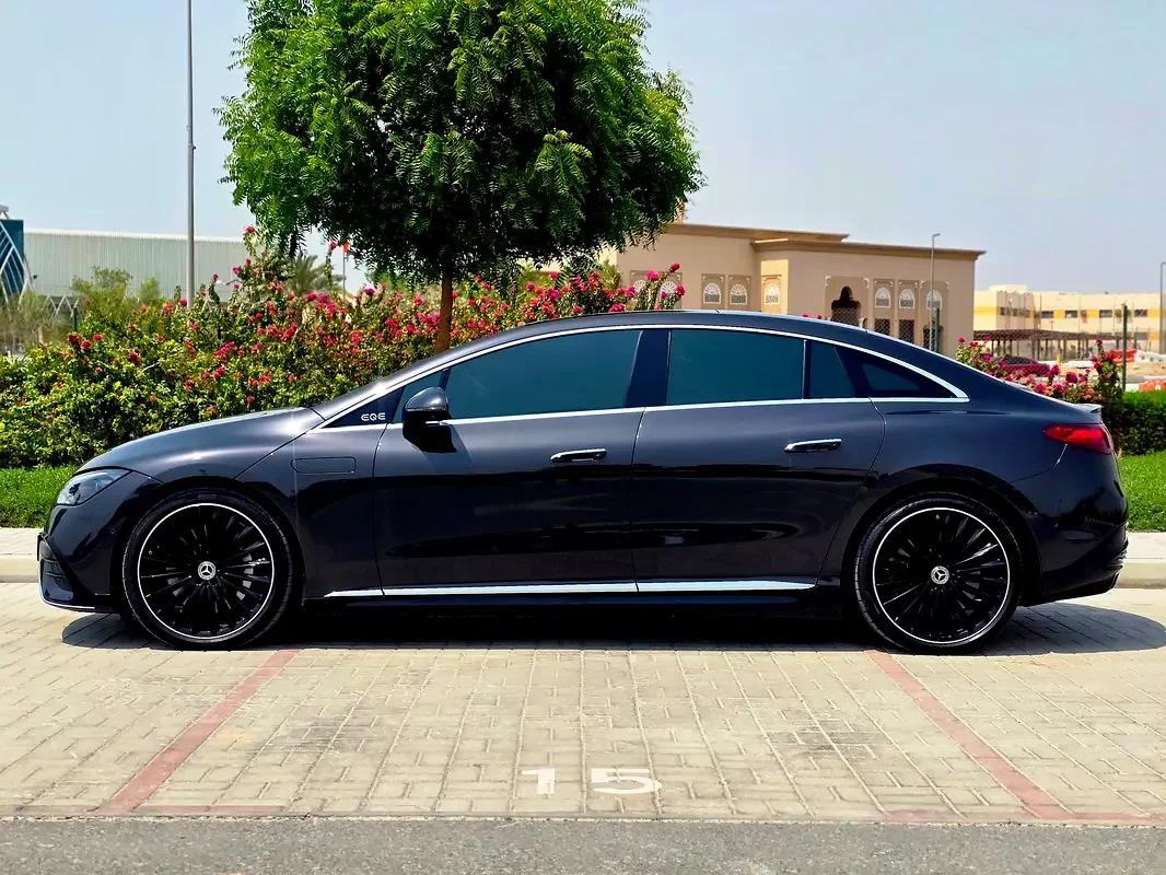 Mercedes-Benz EQE