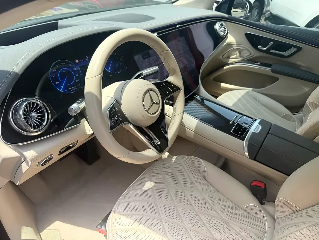 Mercedes-Benz EQS