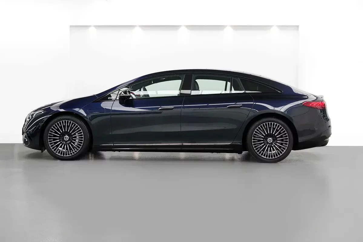 Mercedes-Benz EQS