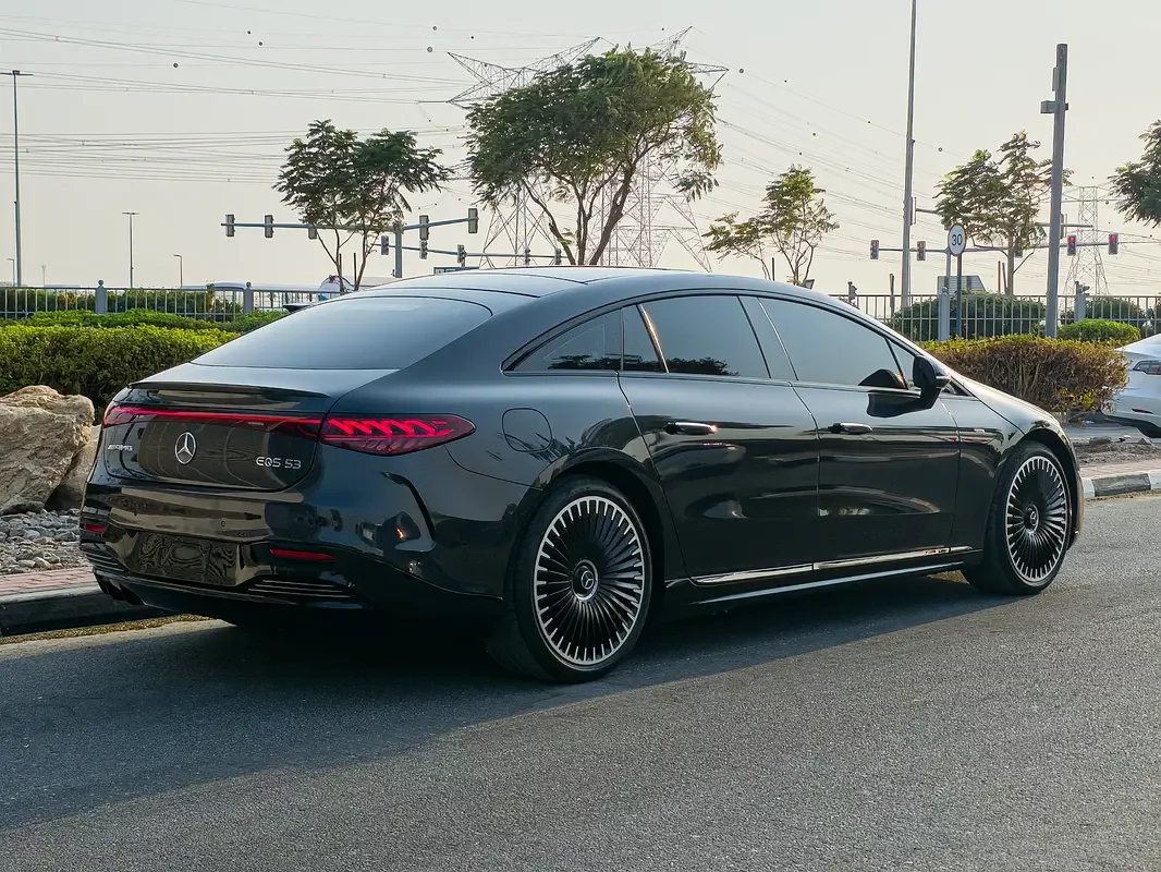 Mercedes-Benz EQS
