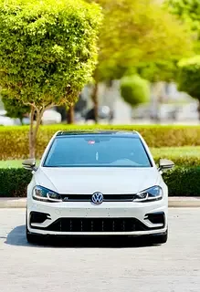 Volkswagen Golf R