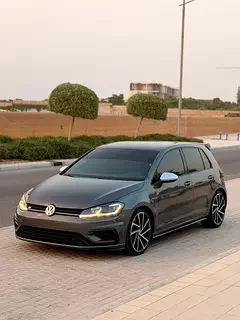 Volkswagen Golf R