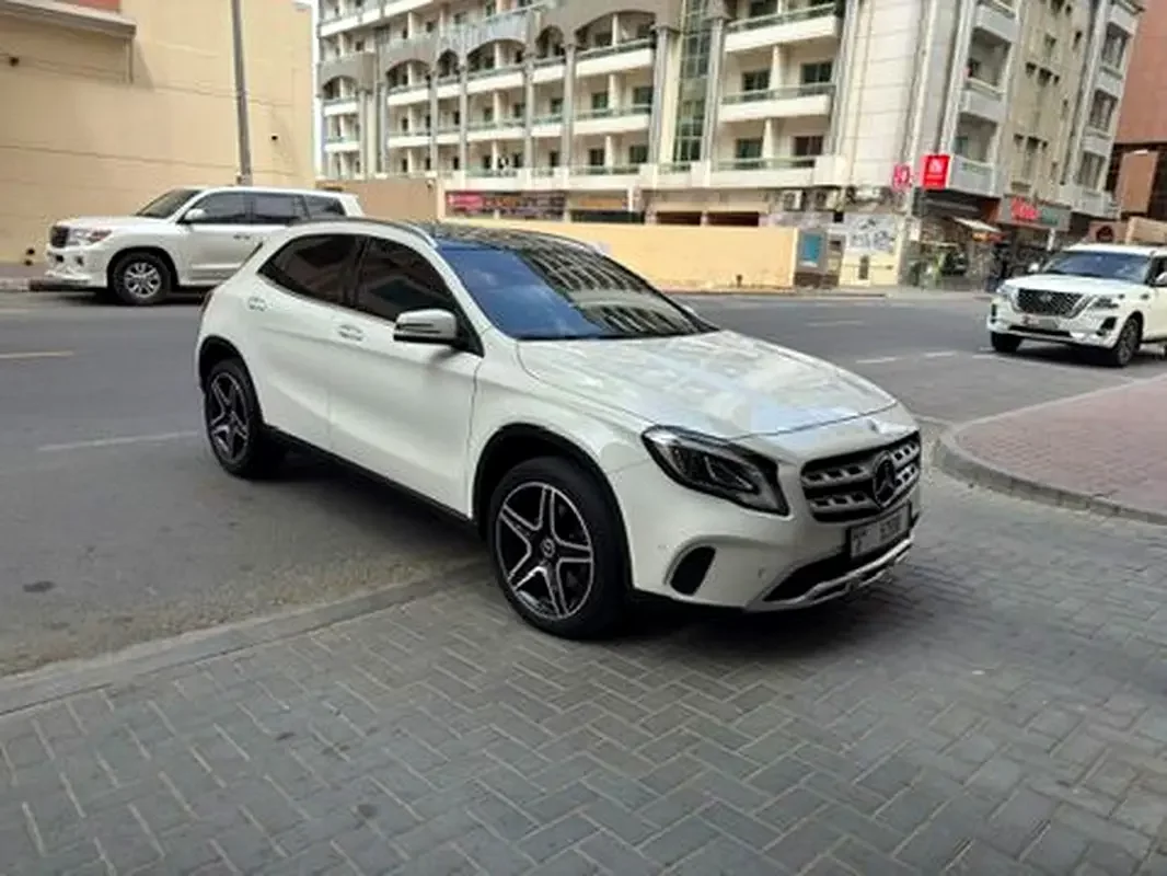 Mercedes-Benz GLA-Class