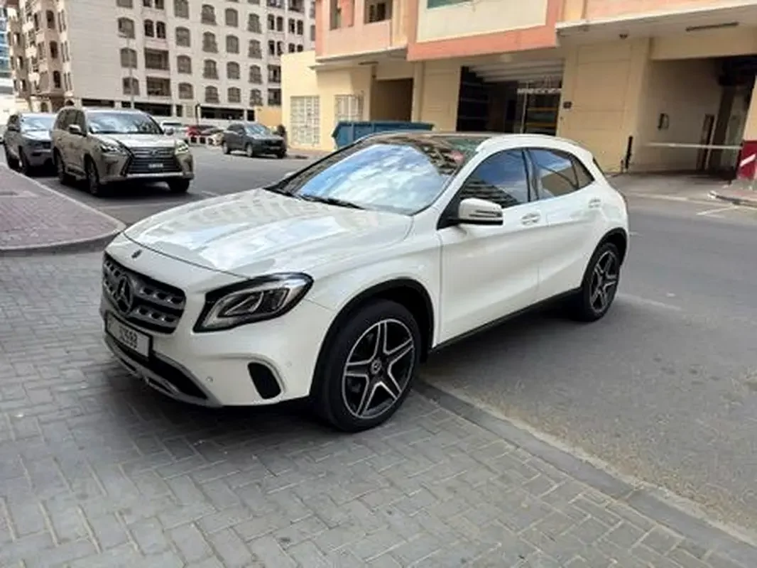 Mercedes-Benz GLA-Class