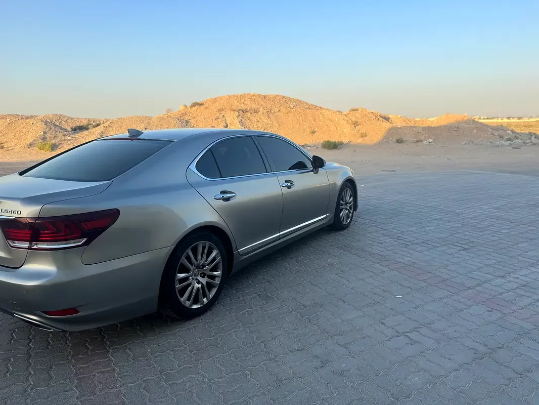 Lexus LS-Series, 2016 — купить с доставкой из ОАЭ
