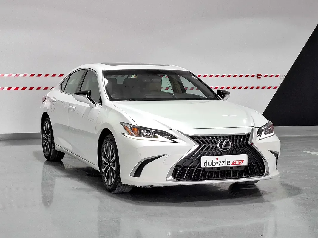 Lexus ES-Series, 2023 — купить с доставкой из ОАЭ