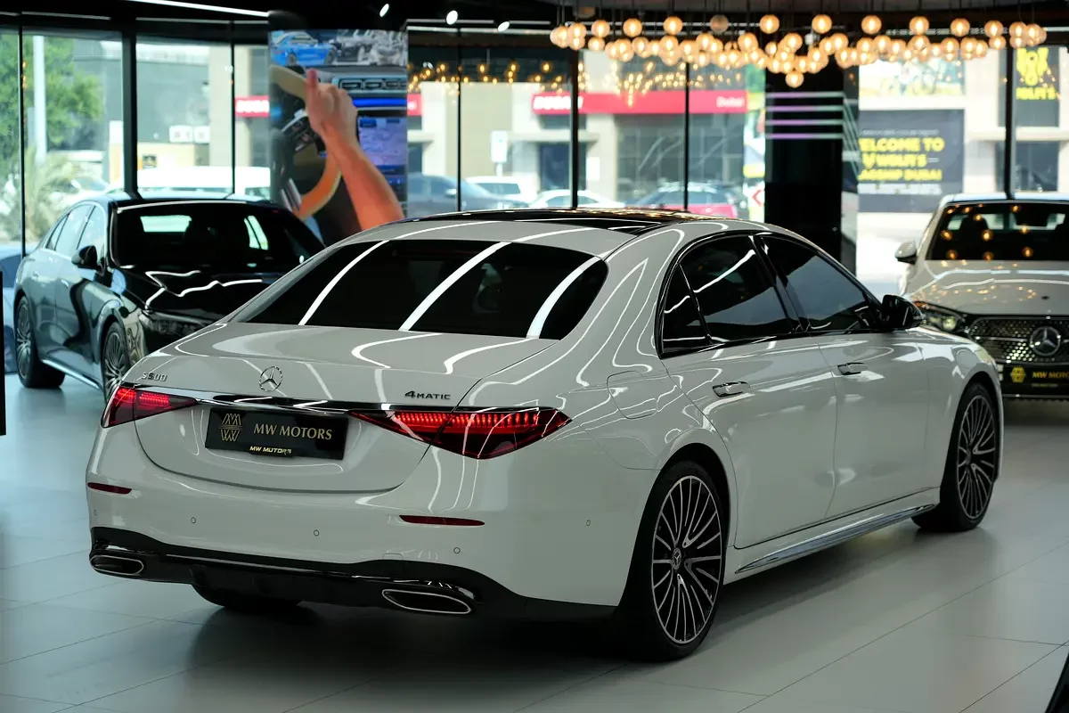 Mercedes-Benz S-Class