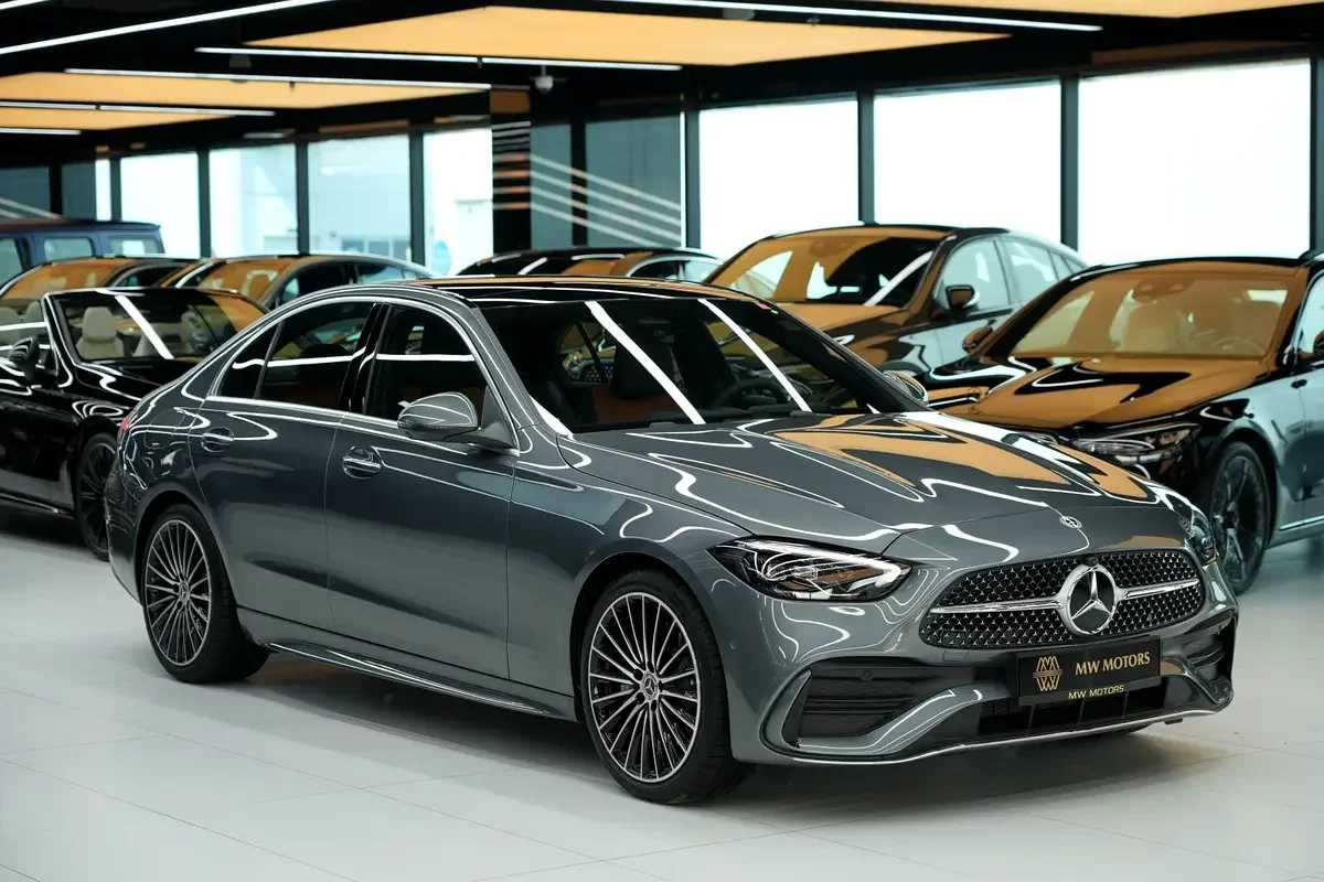 Mercedes-Benz C-Class