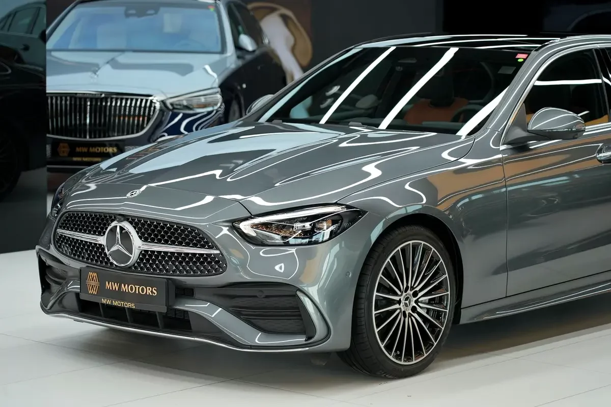 Mercedes-Benz C-Class