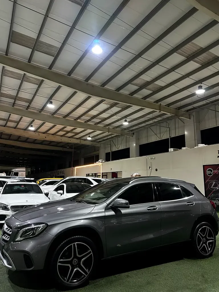 Mercedes-Benz GLA-Class