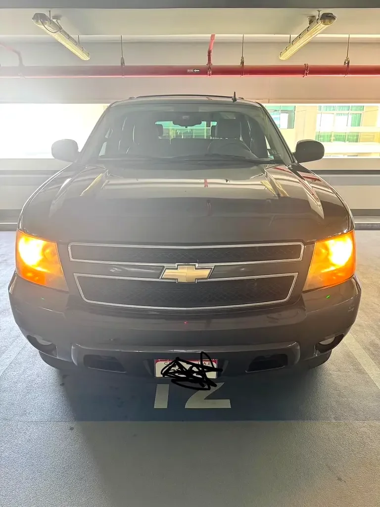 Chevrolet Tahoe, 2010 — купить с доставкой из ОАЭ