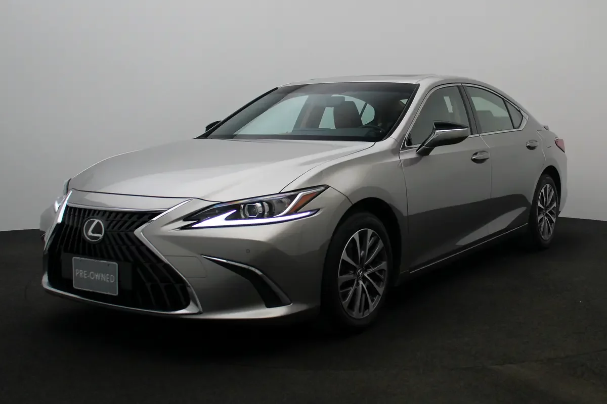 Lexus ES-Series, 2024 — купить с доставкой из ОАЭ