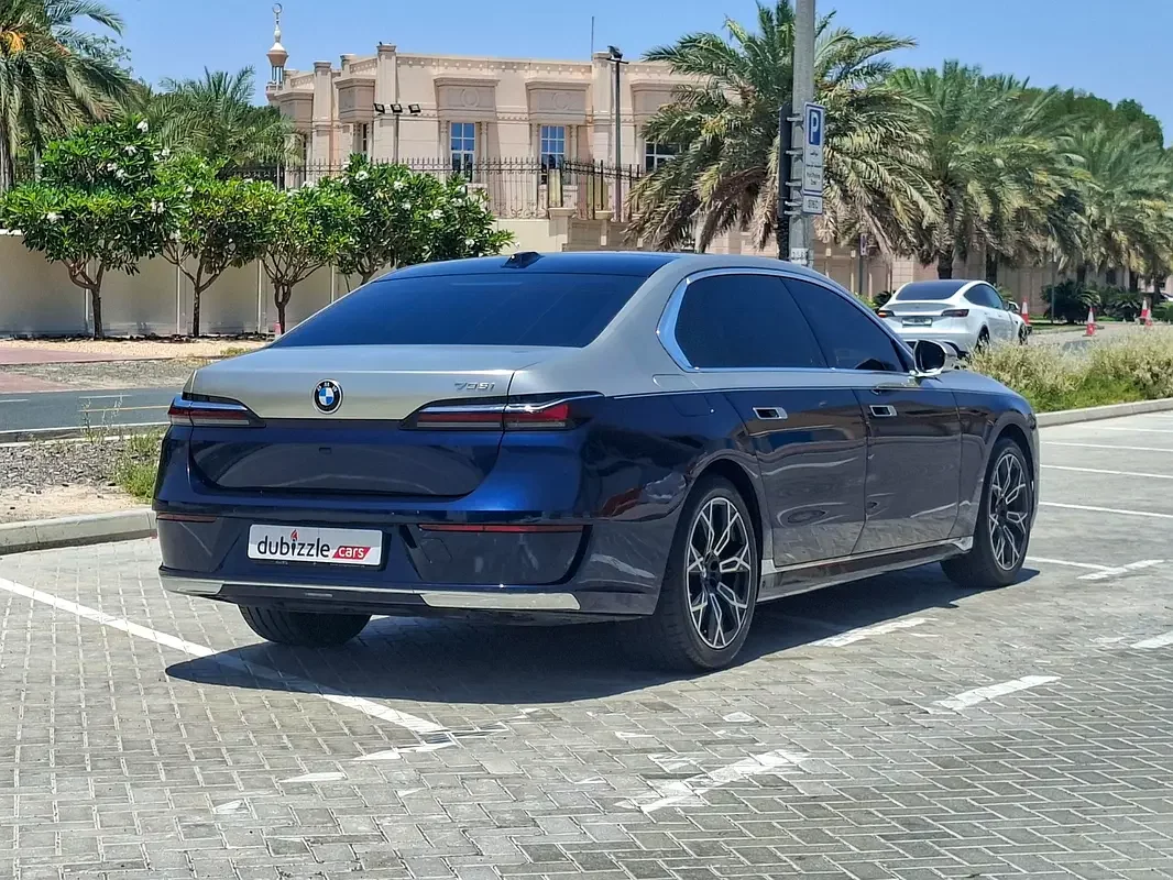 BMW 7-Series