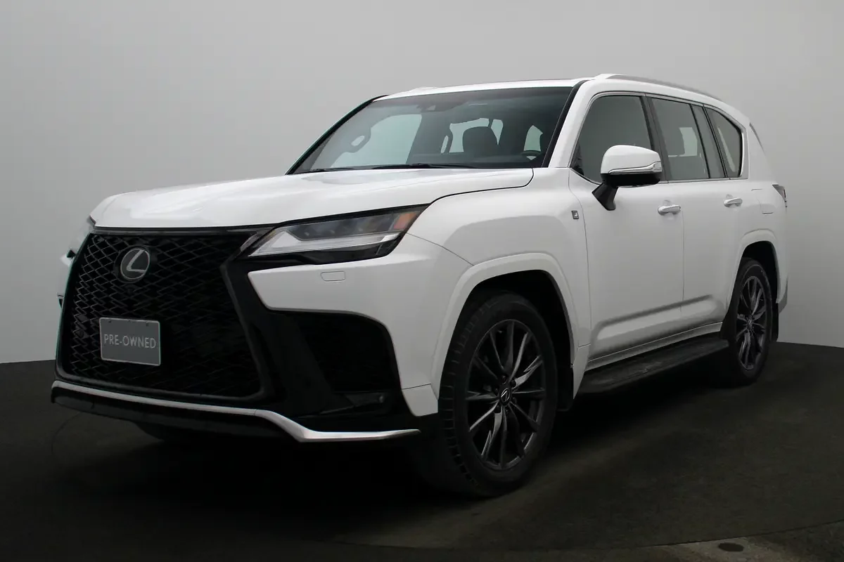 Lexus LX-Series, 2023 — купить с доставкой из ОАЭ