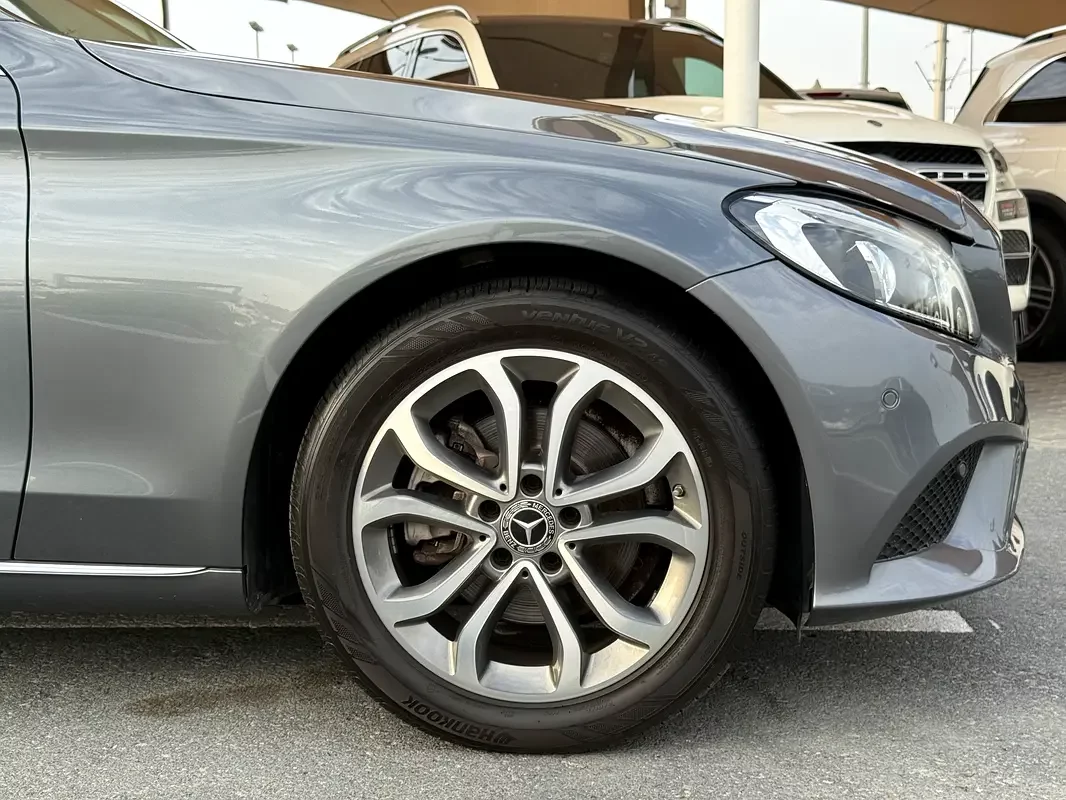 Mercedes-Benz C-Class