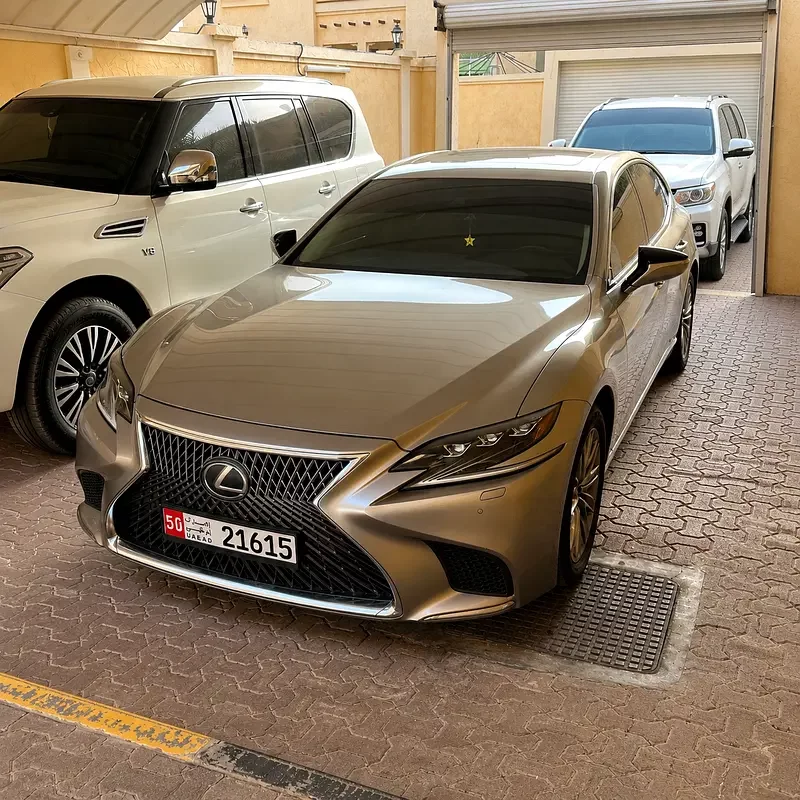 Lexus LS-Series, 2020 — купить с доставкой из ОАЭ