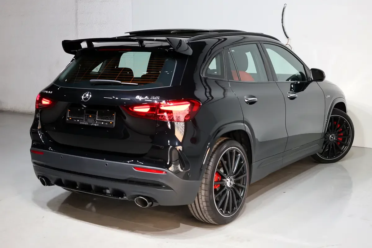 Mercedes-Benz GLA-Class