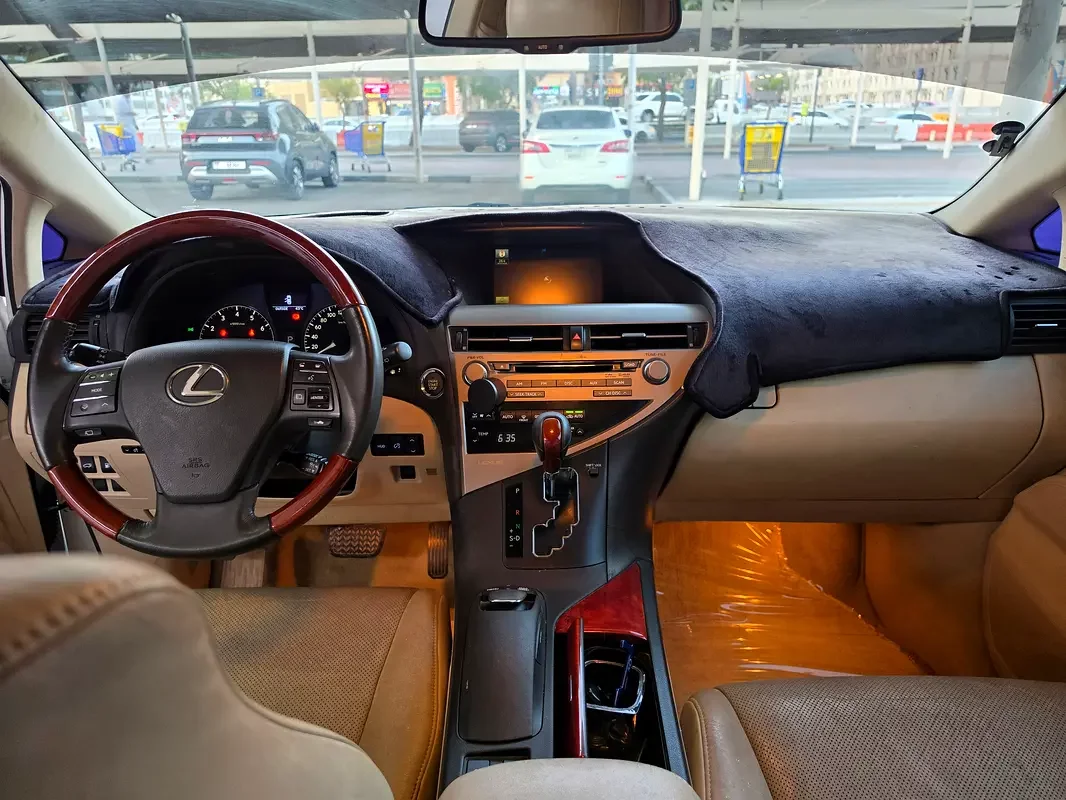 Lexus RX-Series, 2009 — купить с доставкой из ОАЭ
