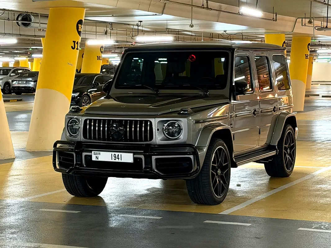 Mercedes-Benz G-Class
