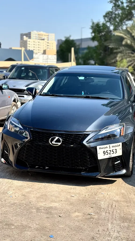 Lexus IS-Series, 2010 — купить с доставкой из ОАЭ