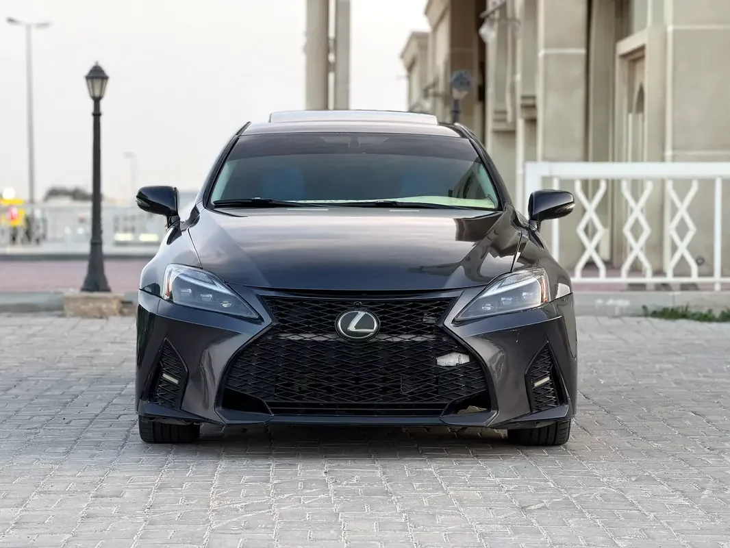Lexus IS-Series, 2009 — купить с доставкой из ОАЭ