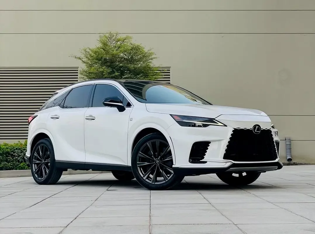 Lexus RX-Series, 2025 — купить с доставкой из ОАЭ