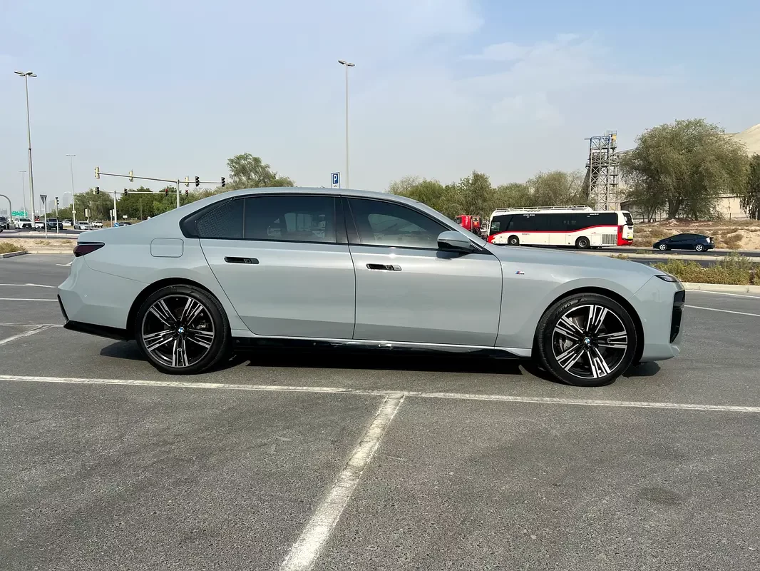 BMW 7-Series