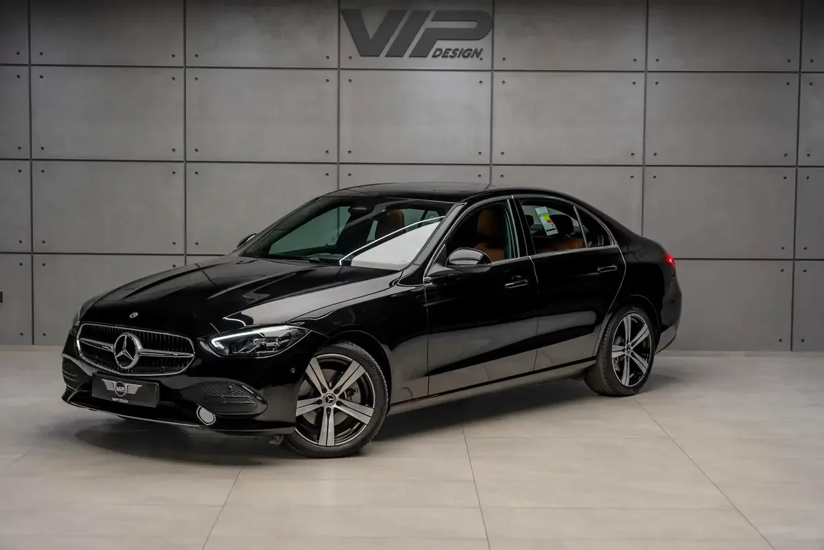 Mercedes-Benz C-Class