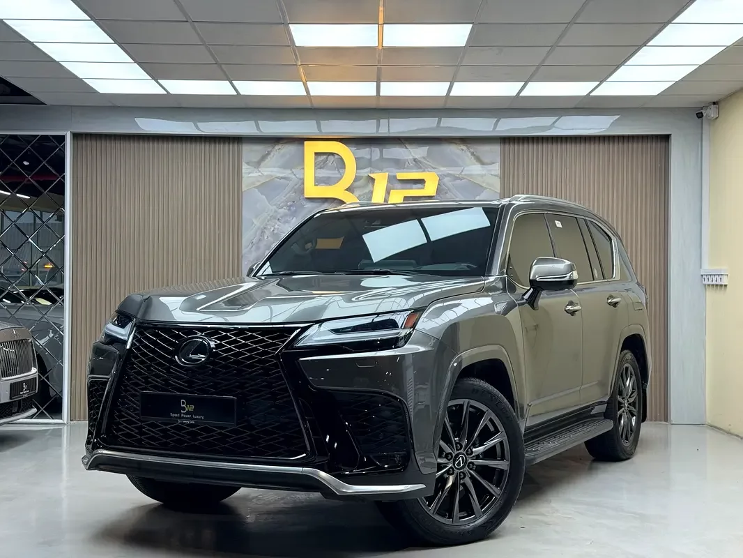 Lexus LX-Series, 2023 — купить с доставкой из ОАЭ
