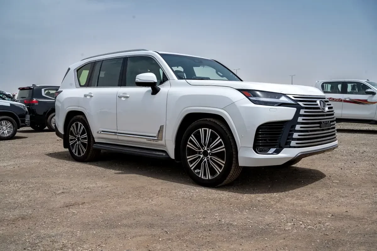 Lexus LX-Series, 2026 — купить с доставкой из ОАЭ