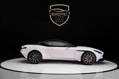 Aston Martin DB11
