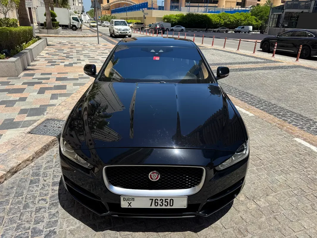 Jaguar XE