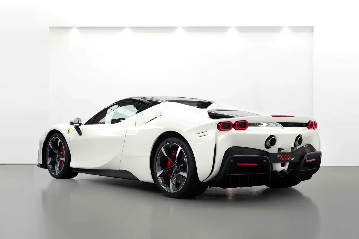 Ferrari SF90 Spider