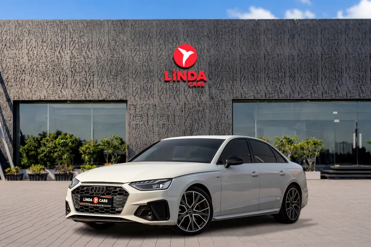 Audi A4, 2023 — купить с доставкой из ОАЭ