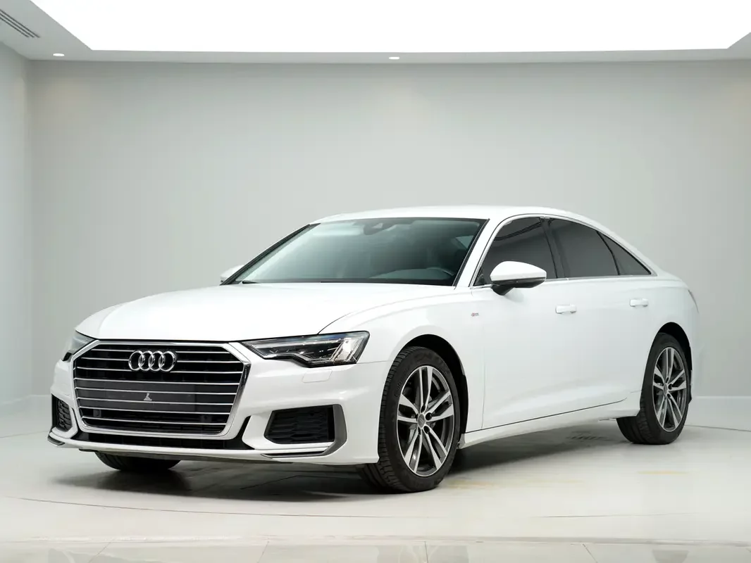 Audi A6, 2023 — купить с доставкой из ОАЭ