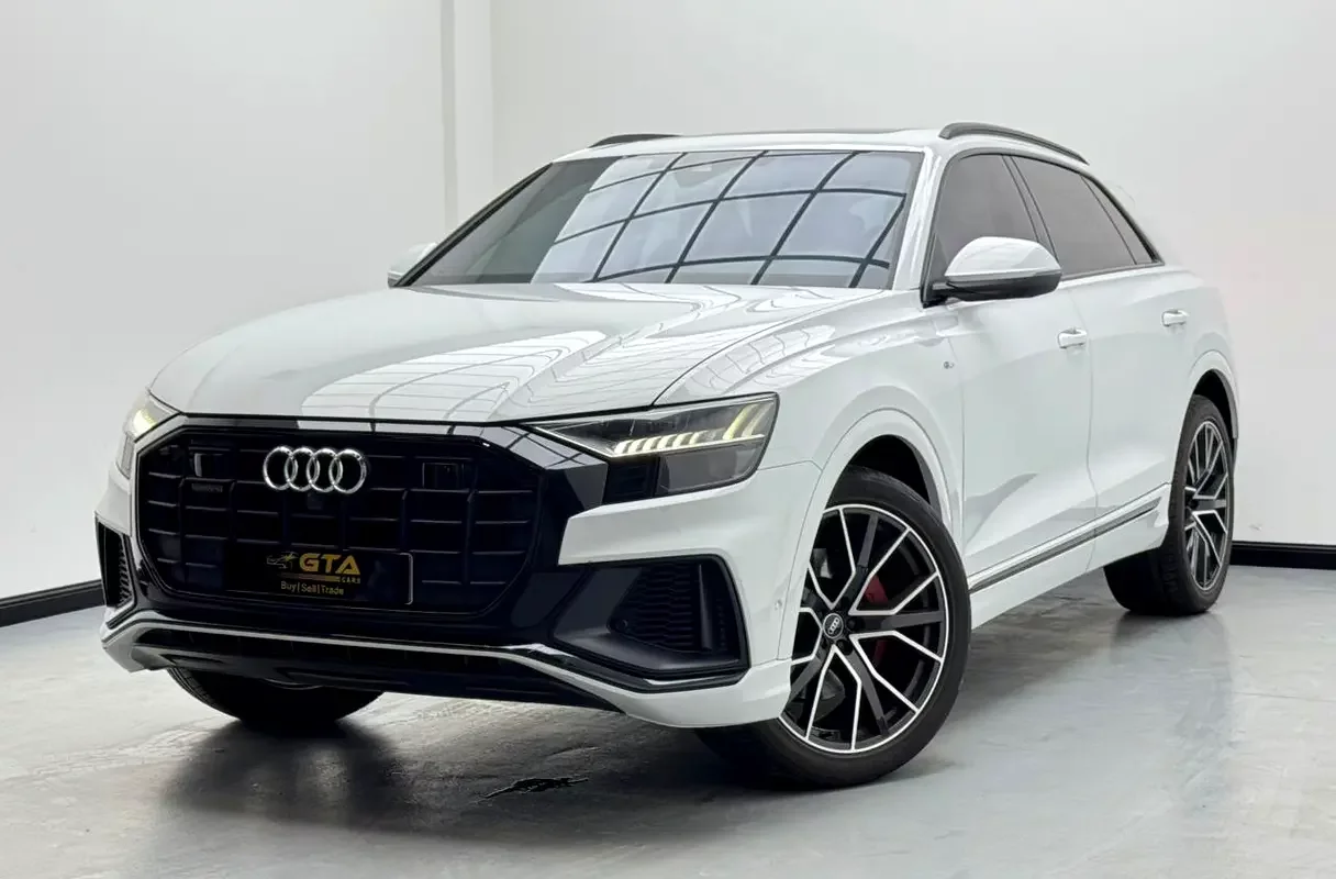 Audi Q8, 2022 — купить с доставкой из ОАЭ