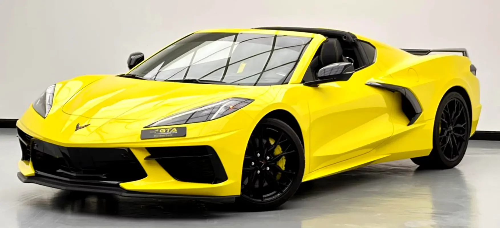 Chevrolet Corvette, 2023 — купить с доставкой из ОАЭ