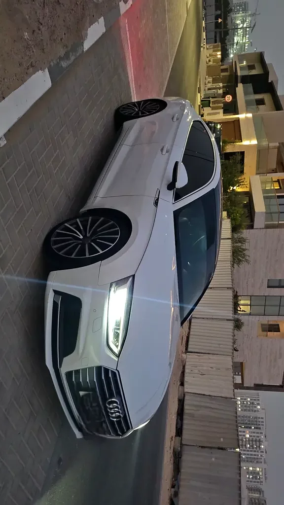 Audi A5, 2018 — купить с доставкой из ОАЭ