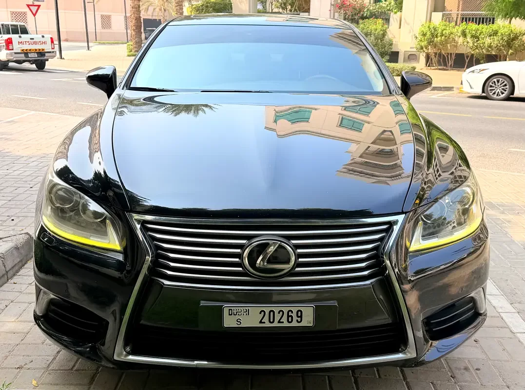 Lexus LS-Series, 2014 — купить с доставкой из ОАЭ