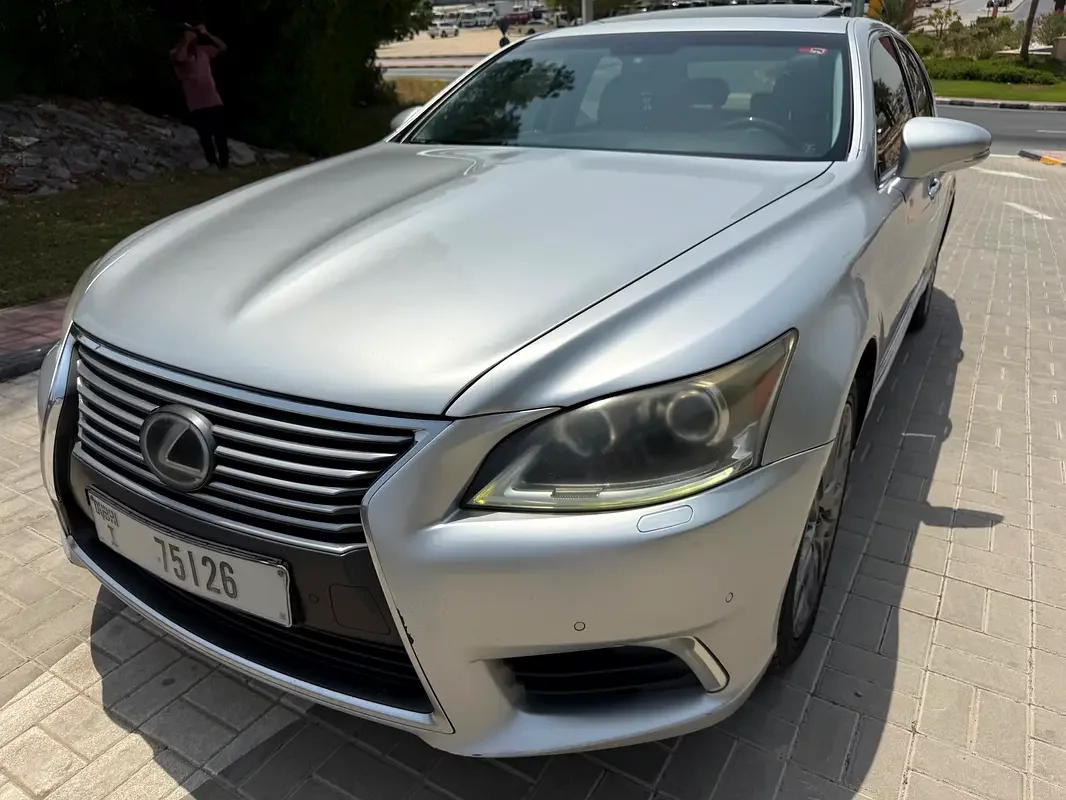 Lexus LS-Series, 2017 — купить с доставкой из ОАЭ
