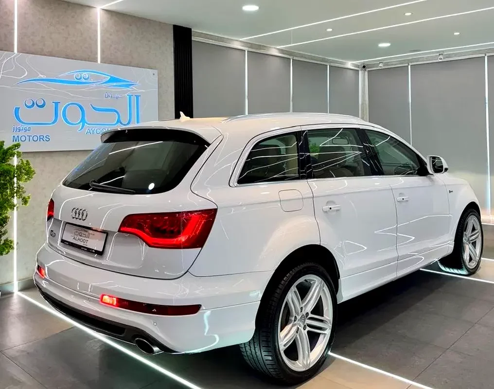 Audi Q7, 2014 — купить с доставкой из ОАЭ