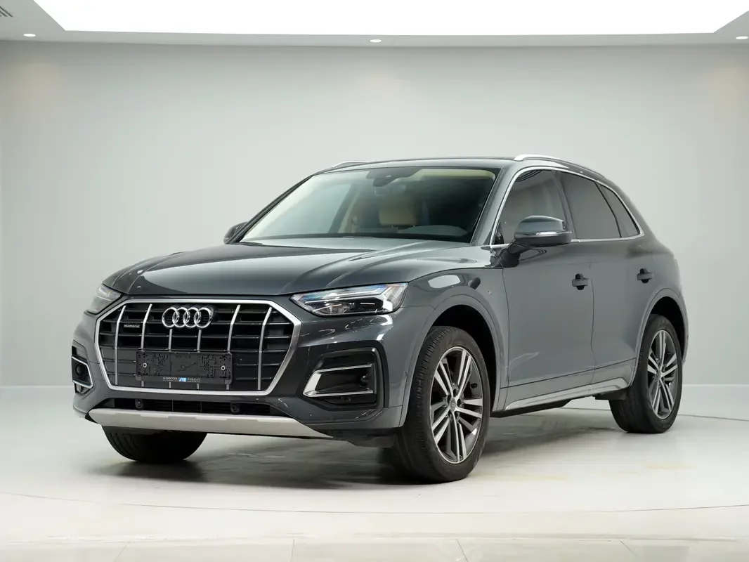 Audi Q5, 2023 — купить с доставкой из ОАЭ
