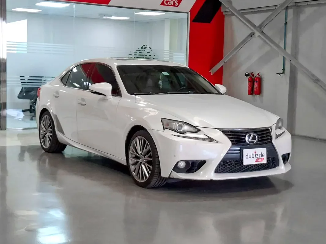 Lexus IS-Series, 2014 — купить с доставкой из ОАЭ