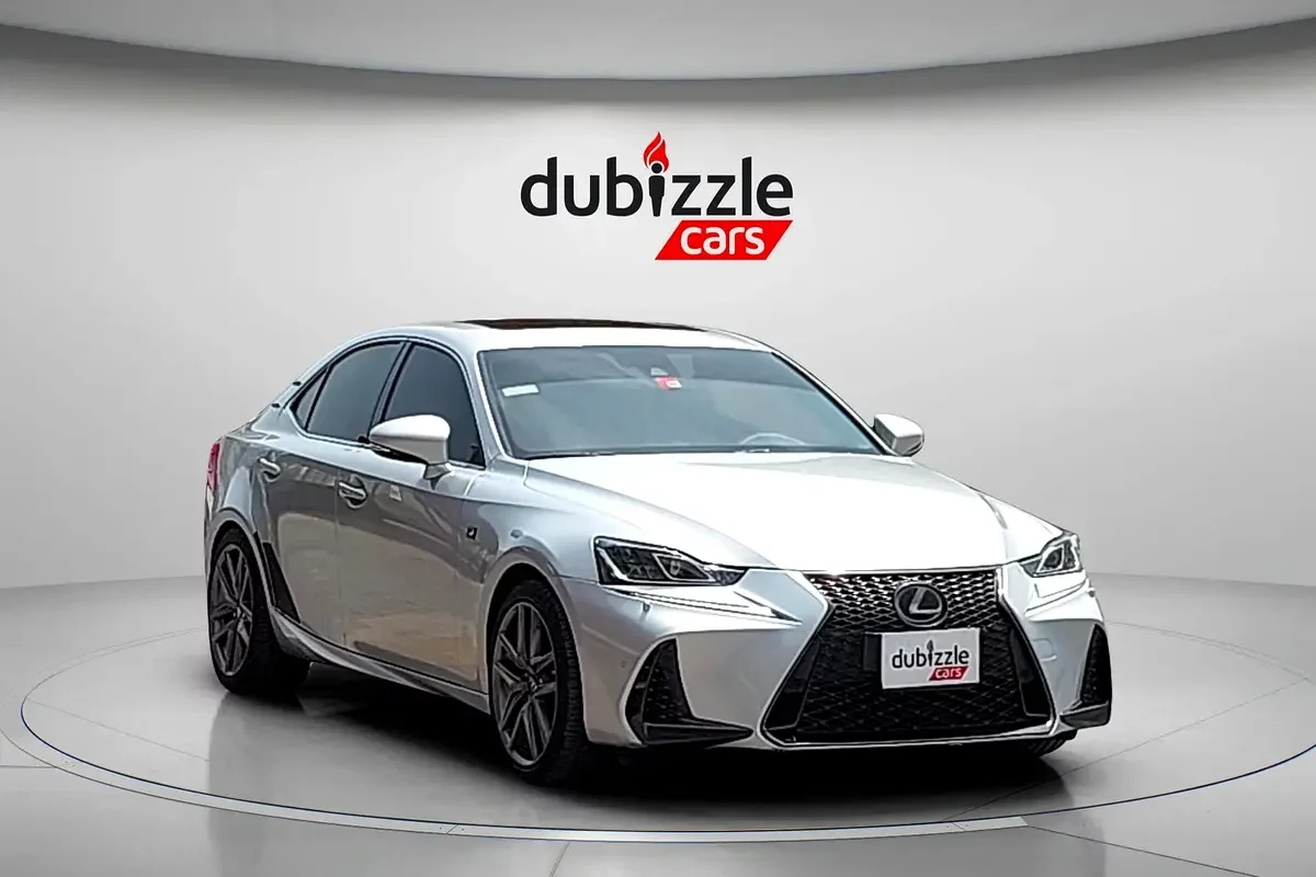 Lexus IS-Series, 2017 — купить с доставкой из ОАЭ