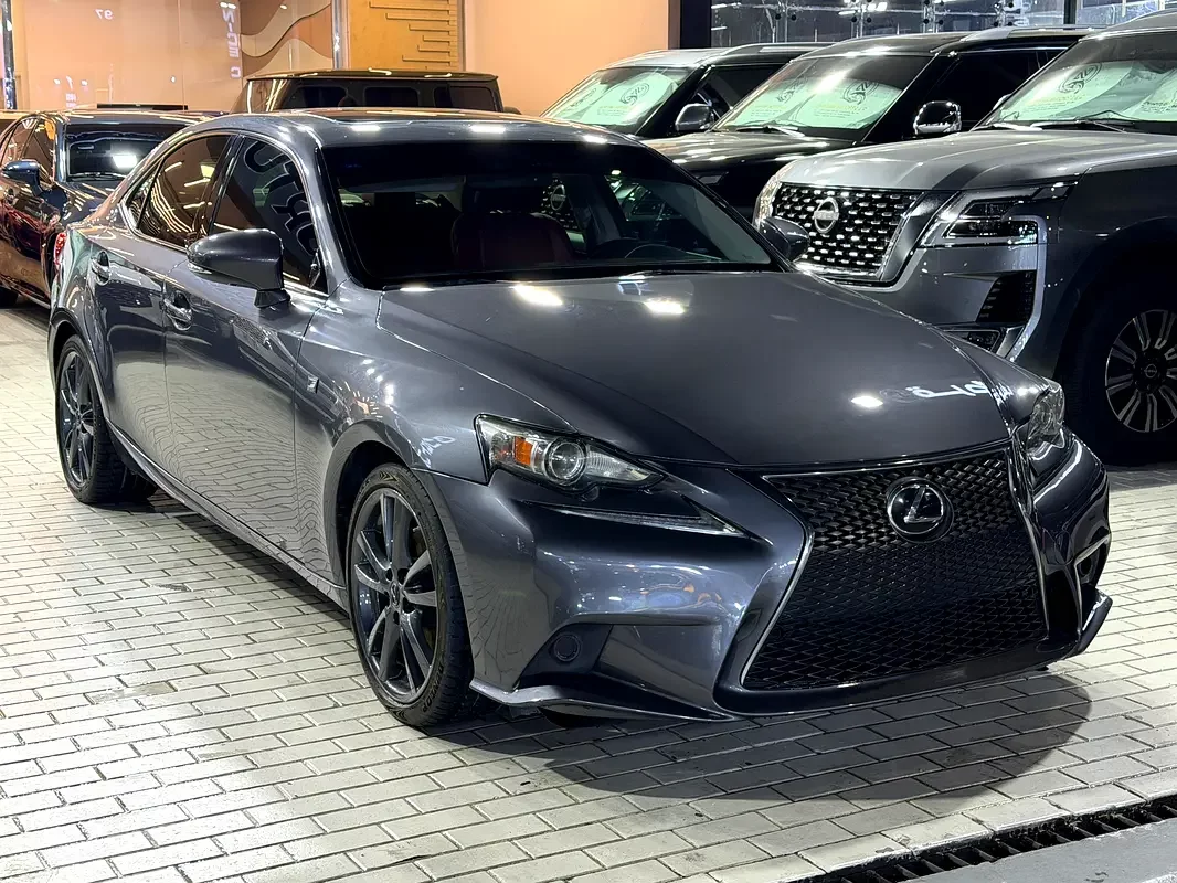 Lexus IS-Series, 2014 — купить с доставкой из ОАЭ