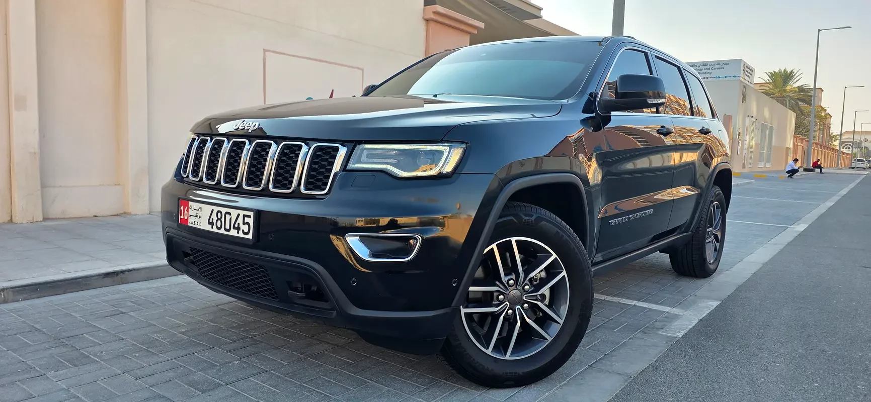 Jeep Grand Cherokee, 2019 — купить с доставкой из ОАЭ